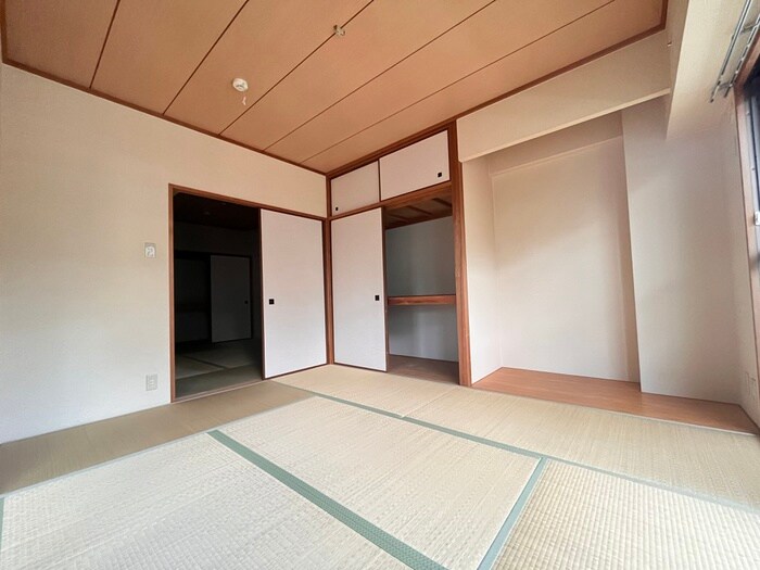 物件内観写真8　(居室)