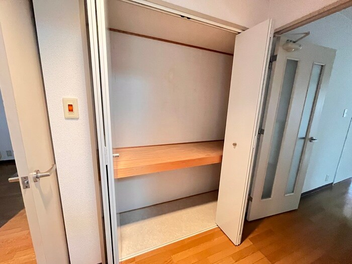 物件内観写真15　(収納)