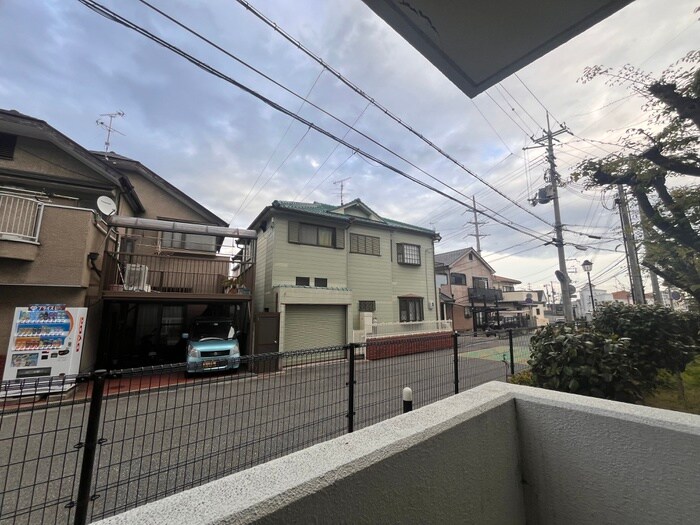 物件内観写真20　(室内からの展望)