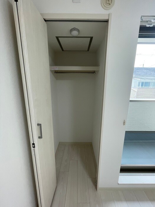 物件内観写真11　(収納)