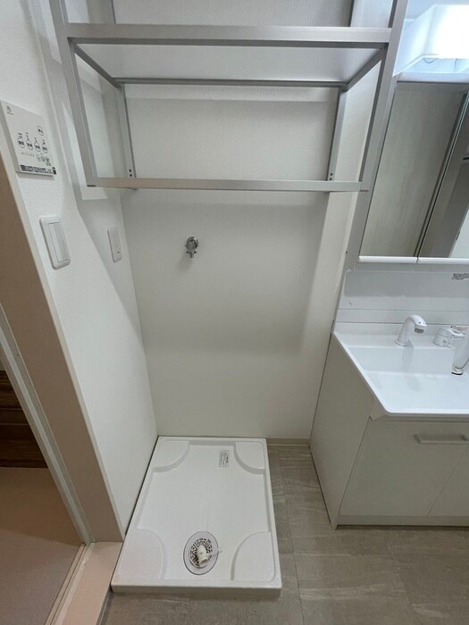 物件内観写真19　(洗濯機置場)