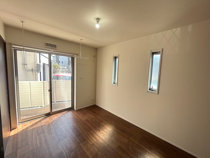 物件内観写真10　(居室)