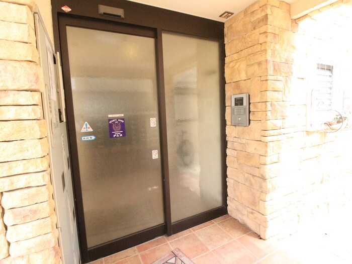 物件外観写真4　(建物設備)