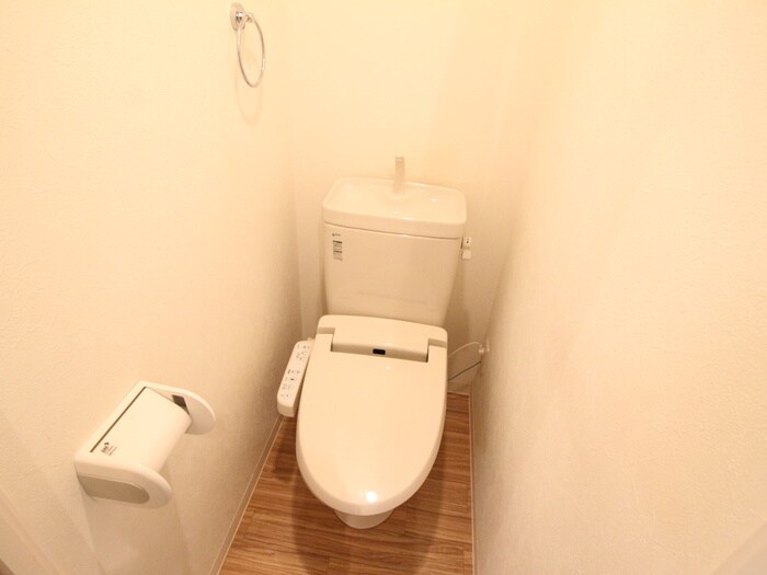 物件内観写真11　(トイレ)