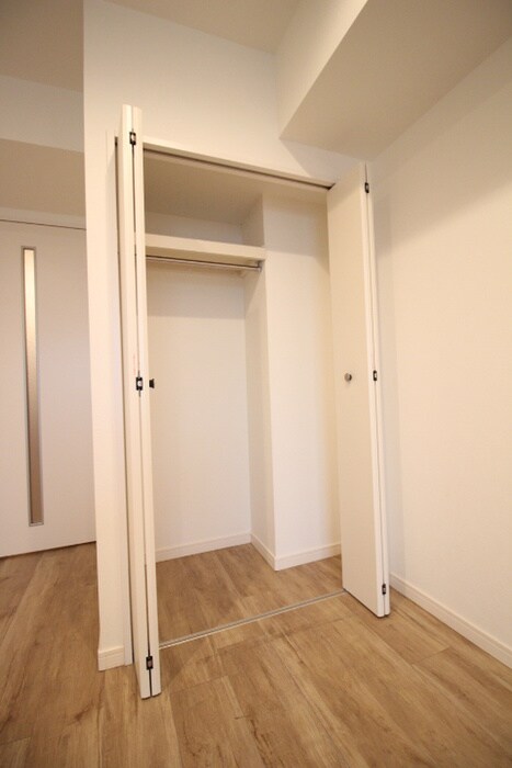 物件内観写真16　(収納)