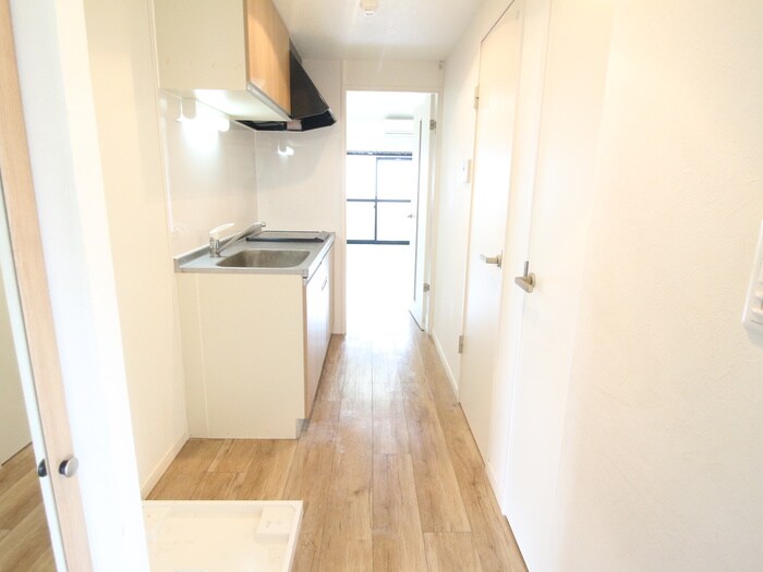 物件内観写真17　(廊下)