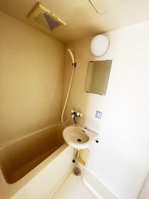 物件内観写真9　(バス／シャワールーム等)