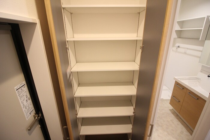 物件内観写真16　(靴箱)