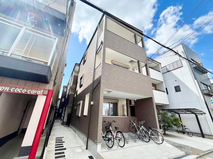 物件外観写真1　(外観写真)