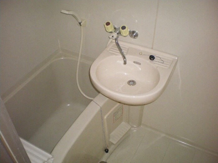 物件内観写真6　(バス／シャワールーム等)