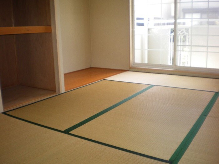 物件内観写真9　(収納)