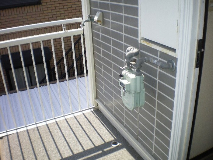 物件内観写真10　(洗濯機置場)