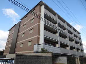 プレサンス京大前（２０１）外観写真