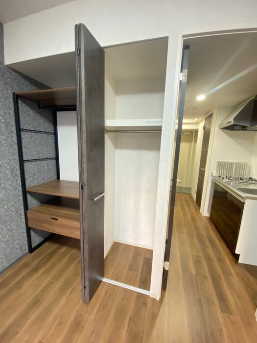 物件内観写真10　(収納)