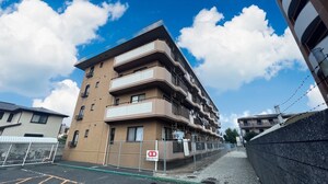 マンションミワ１号館外観写真