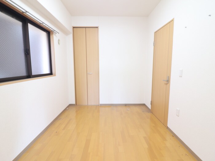 物件内観写真17　(居室)