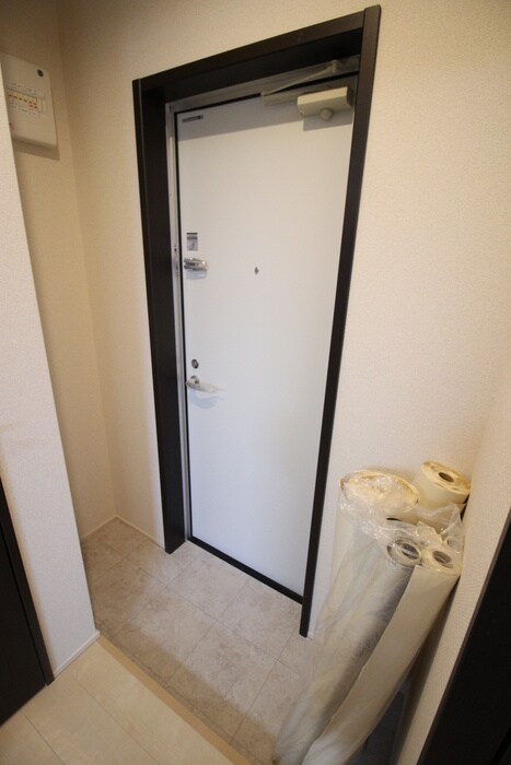 物件内観写真7　(玄関)