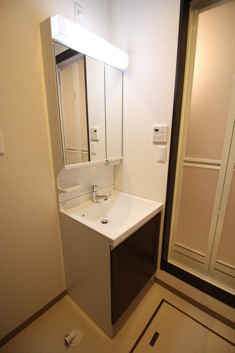 物件内観写真10　(洗面)