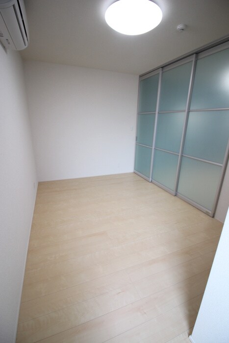 物件内観写真19　(居室)