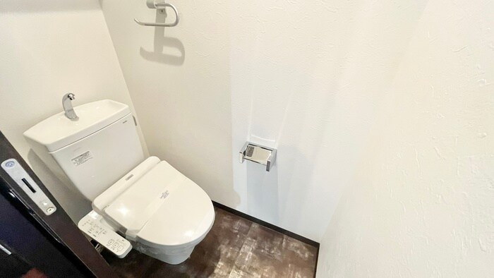 物件内観写真10　(トイレ)