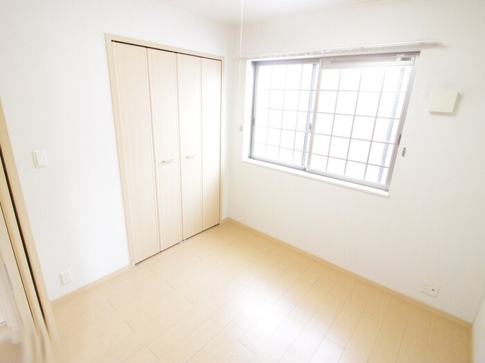 物件内観写真14　(居室)