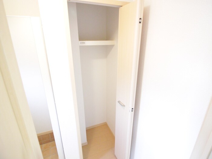 物件内観写真15　(居室)