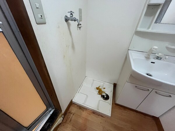 洗濯機置場