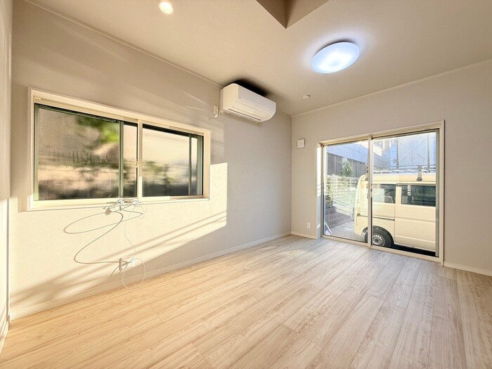 物件内観写真8　(居室)