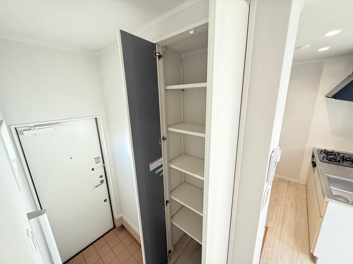 物件内観写真16　(靴箱)