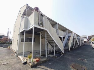 ファミールムカイ外観写真