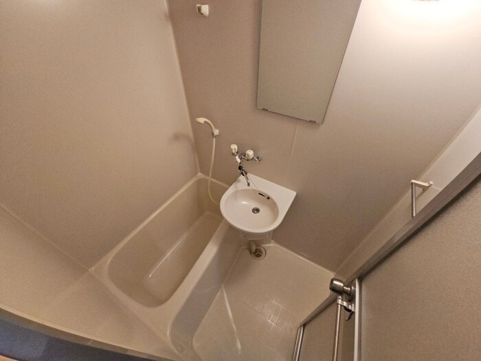 物件内観写真9　(バス／シャワールーム等)