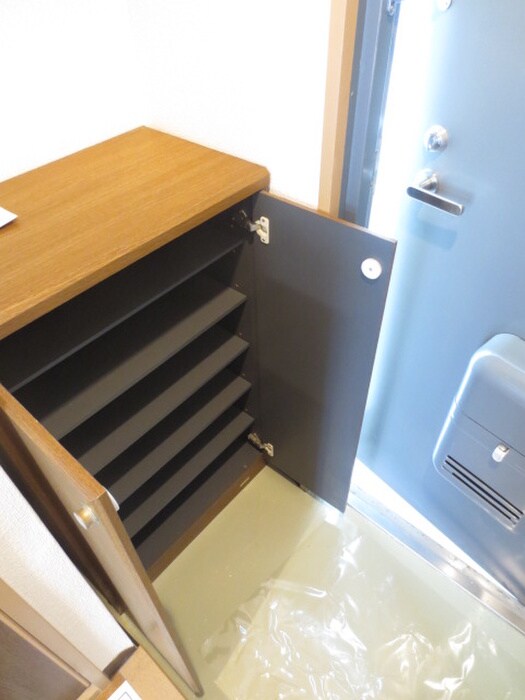 物件内観写真18　(靴箱)