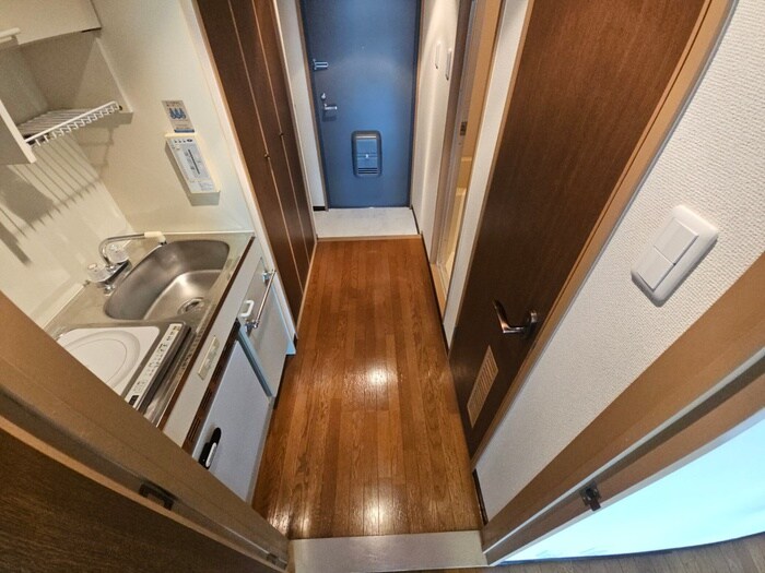 物件内観写真18　(廊下)