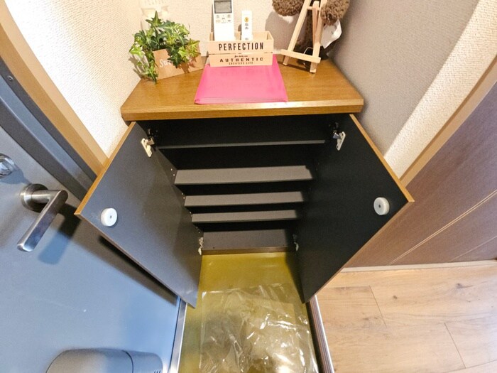 物件内観写真22　(靴箱)