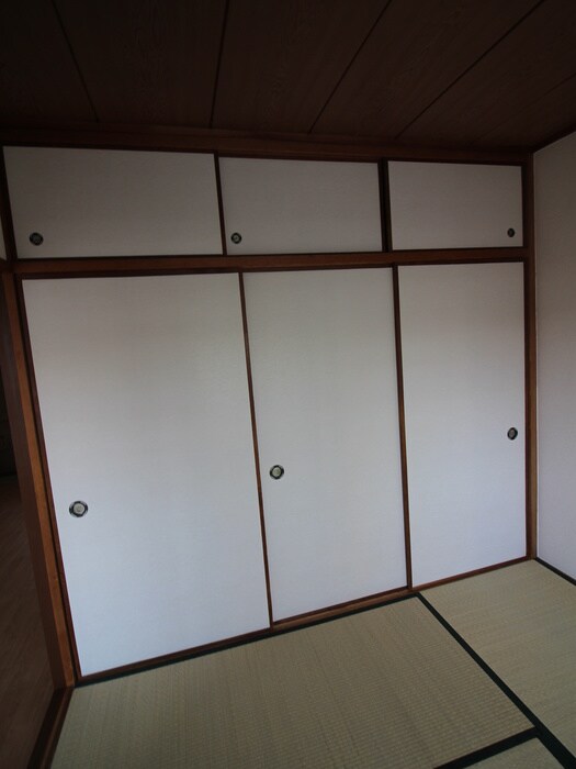 物件内観写真10　(居室)