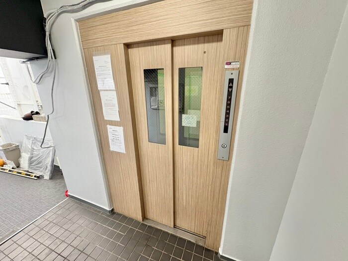 物件外観写真2　(建物設備)