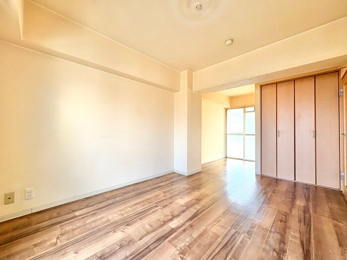 物件内観写真18　(居室)