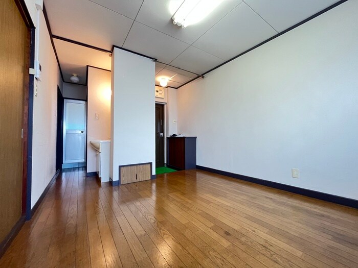 物件内観写真9　(居室)