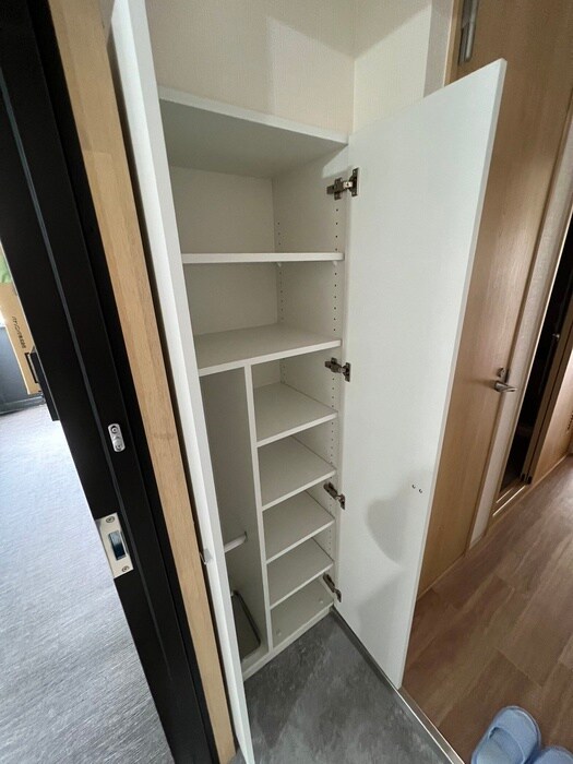 物件内観写真7　(靴箱)