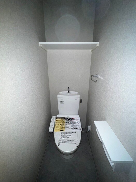 物件内観写真8　(トイレ)