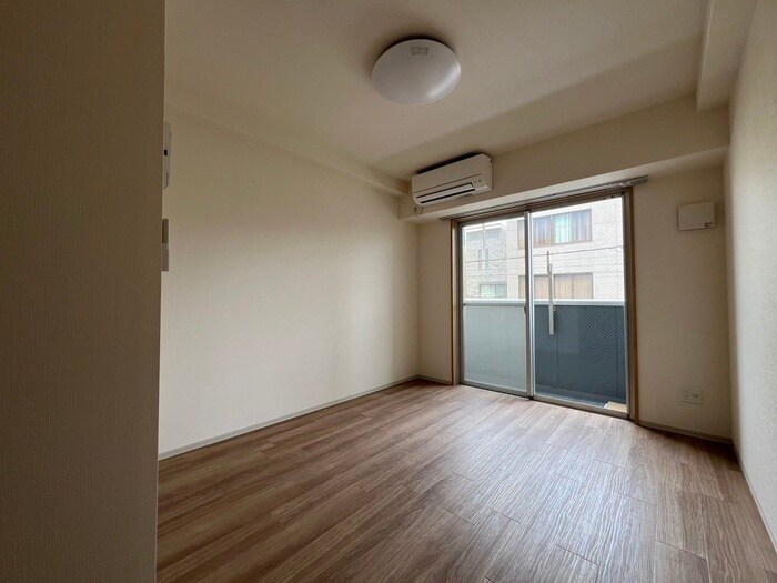 物件内観写真15　(居室)