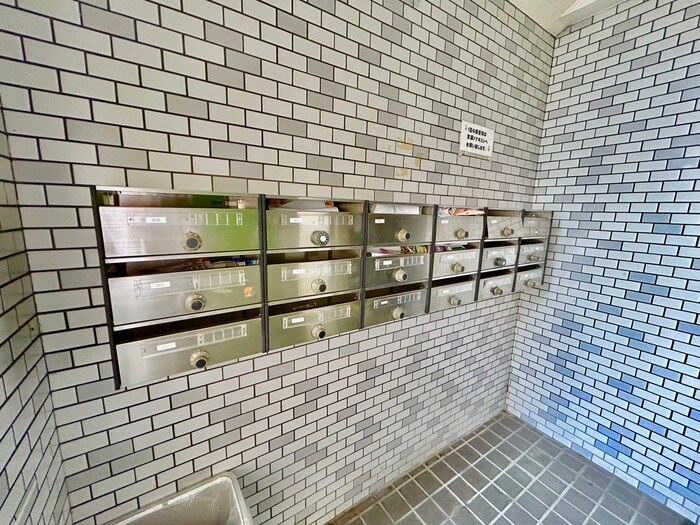 物件外観写真4　(建物設備)