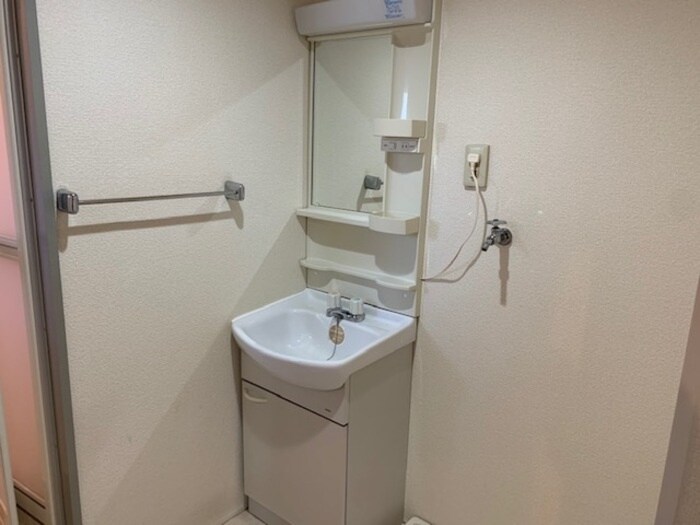 物件内観写真12　(洗面)