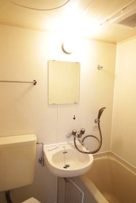 物件内観写真11　(洗面)