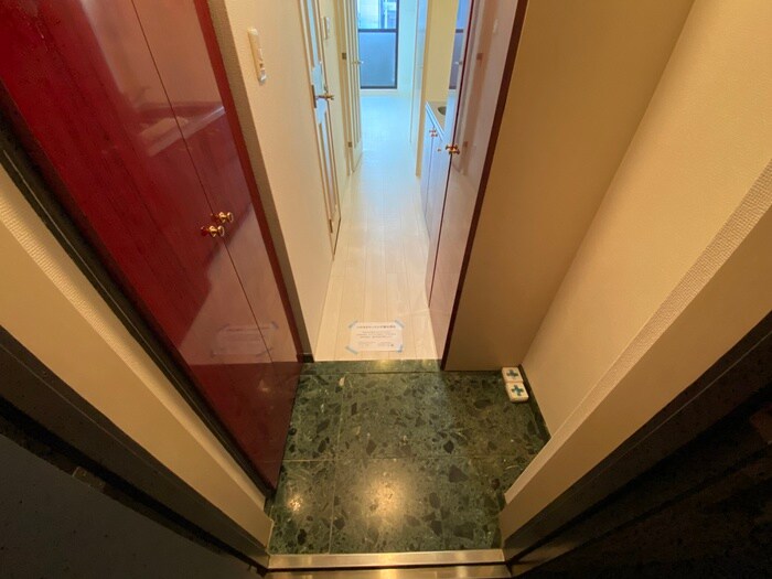 物件内観写真15　(玄関)