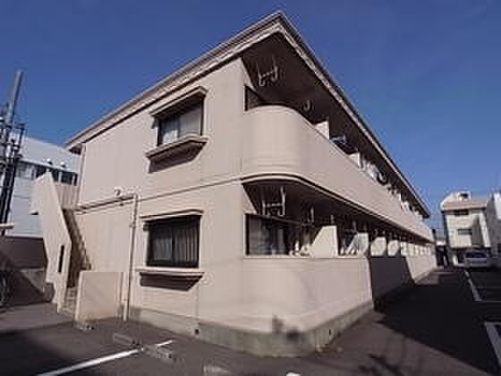 物件外観写真5　(エントランス部分)