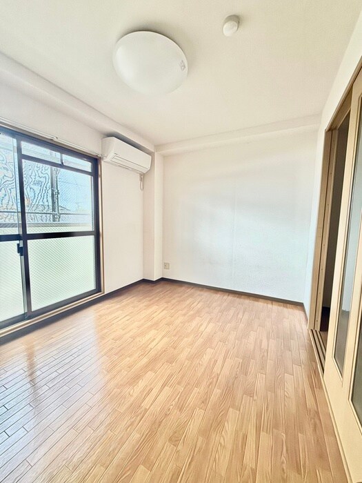 物件内観写真5　(居室)