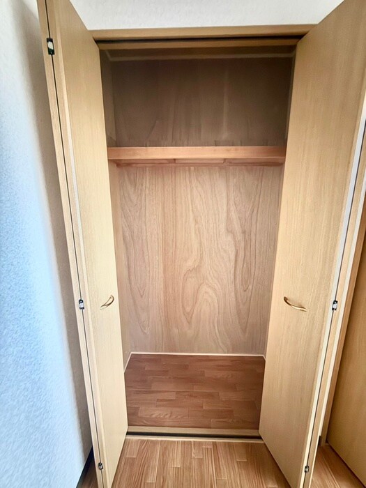 物件内観写真13　(収納)