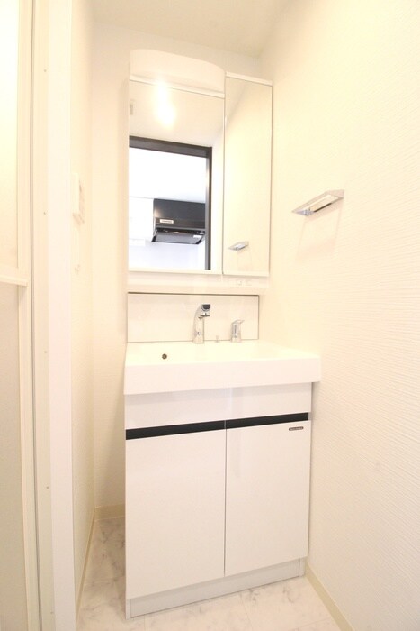 物件内観写真10　(洗面)