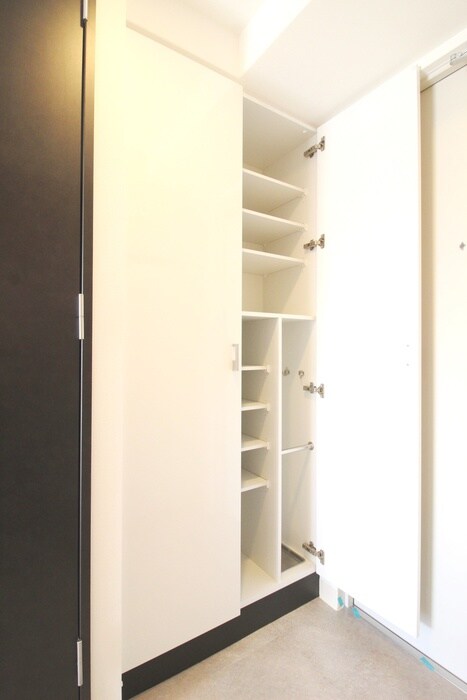 物件内観写真19　(靴箱)